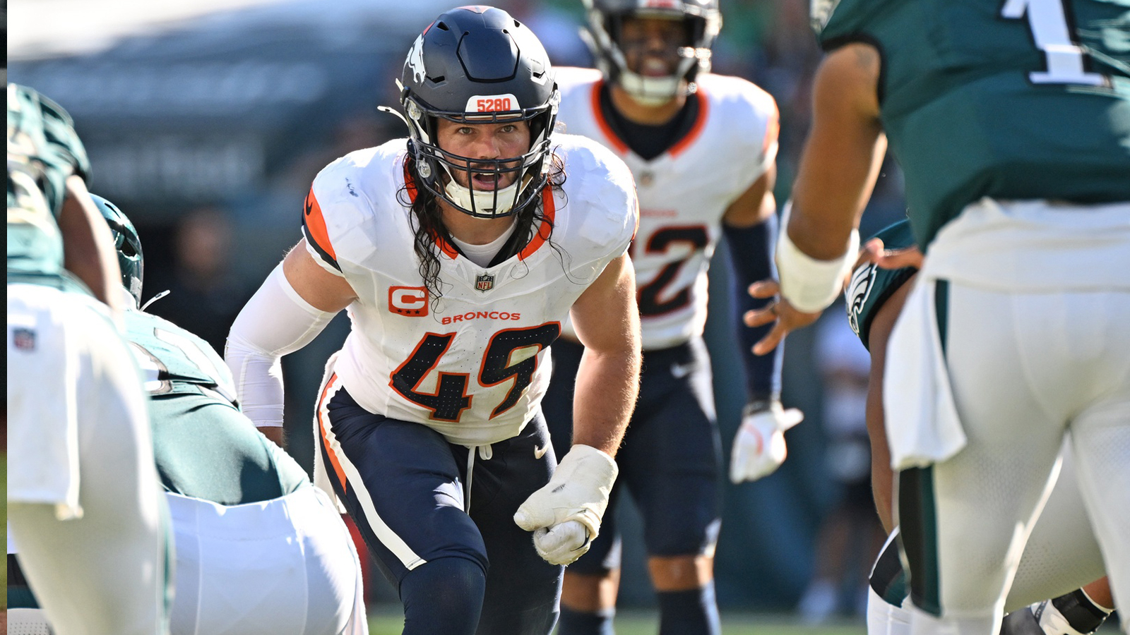 Broncos’ Alex Singleton targeting stunning return vs. Commanders after testicular cancer diagnosis