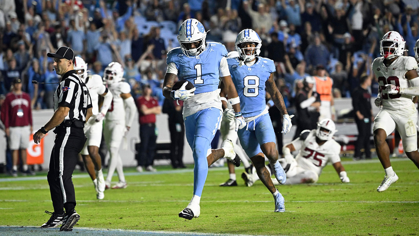 North Carolina Tar Heels wide receiver Jordan Shipp (1) scores a touchdown in the fourth quarter at Kenan Stadium.