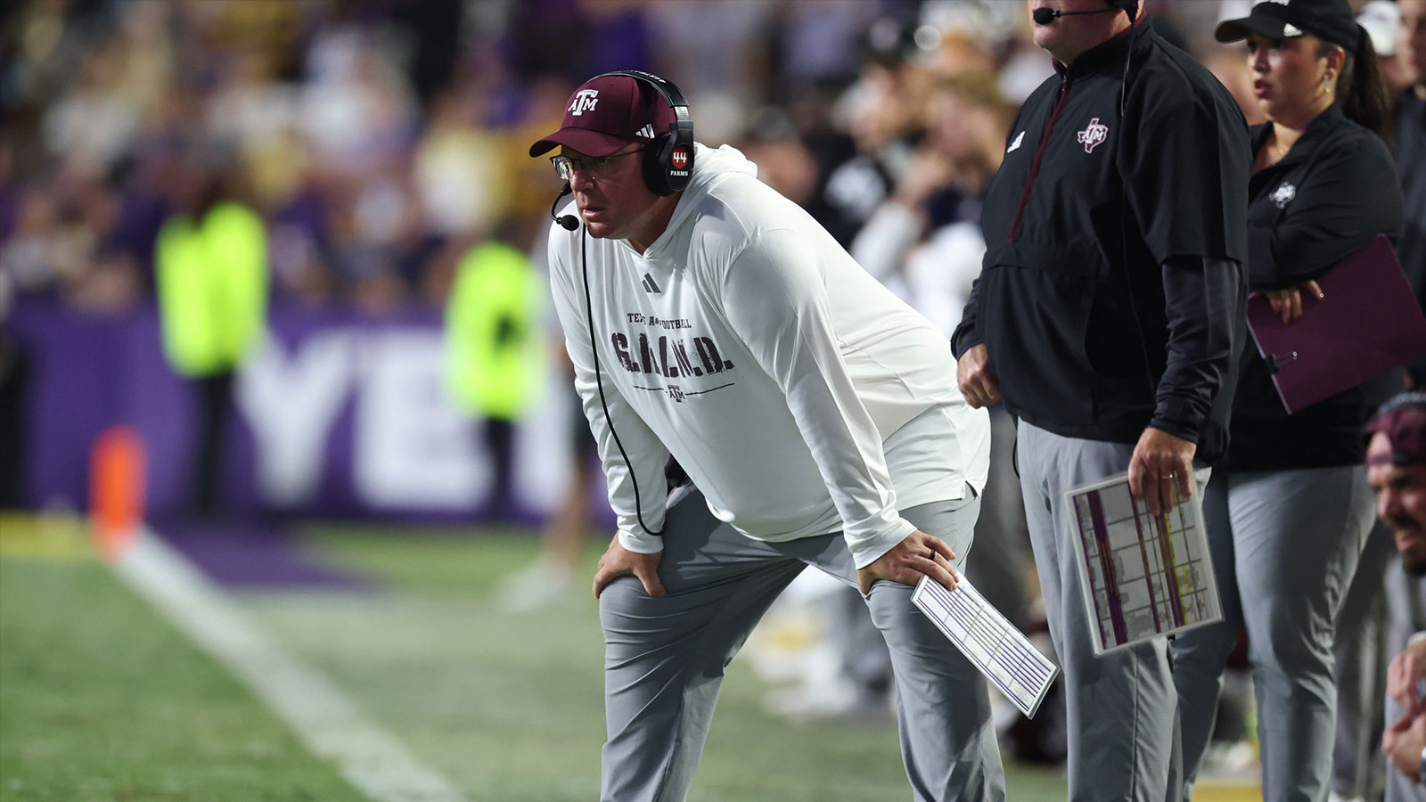 Texas A&M football’s Mike Elko takes jab at his team after fiery halftime challenge