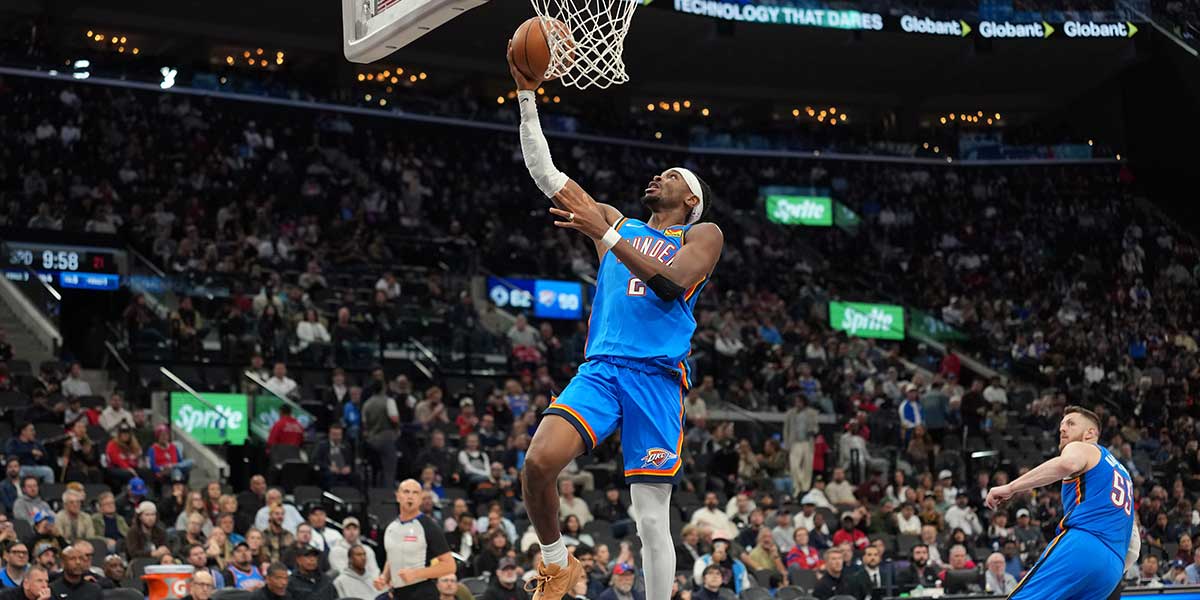 Thunder guard Shai Gilgeous-Alexander (2) shoots the ball against the Oklahoma City Thunder in the second half at Intuit Dome