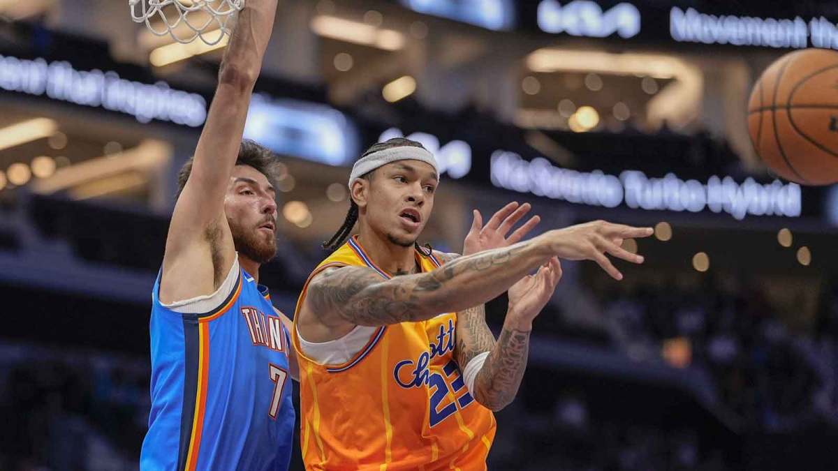 Thunder center Chet Holmgren (7) during the first half at Spectrum Center Thunder 13-1