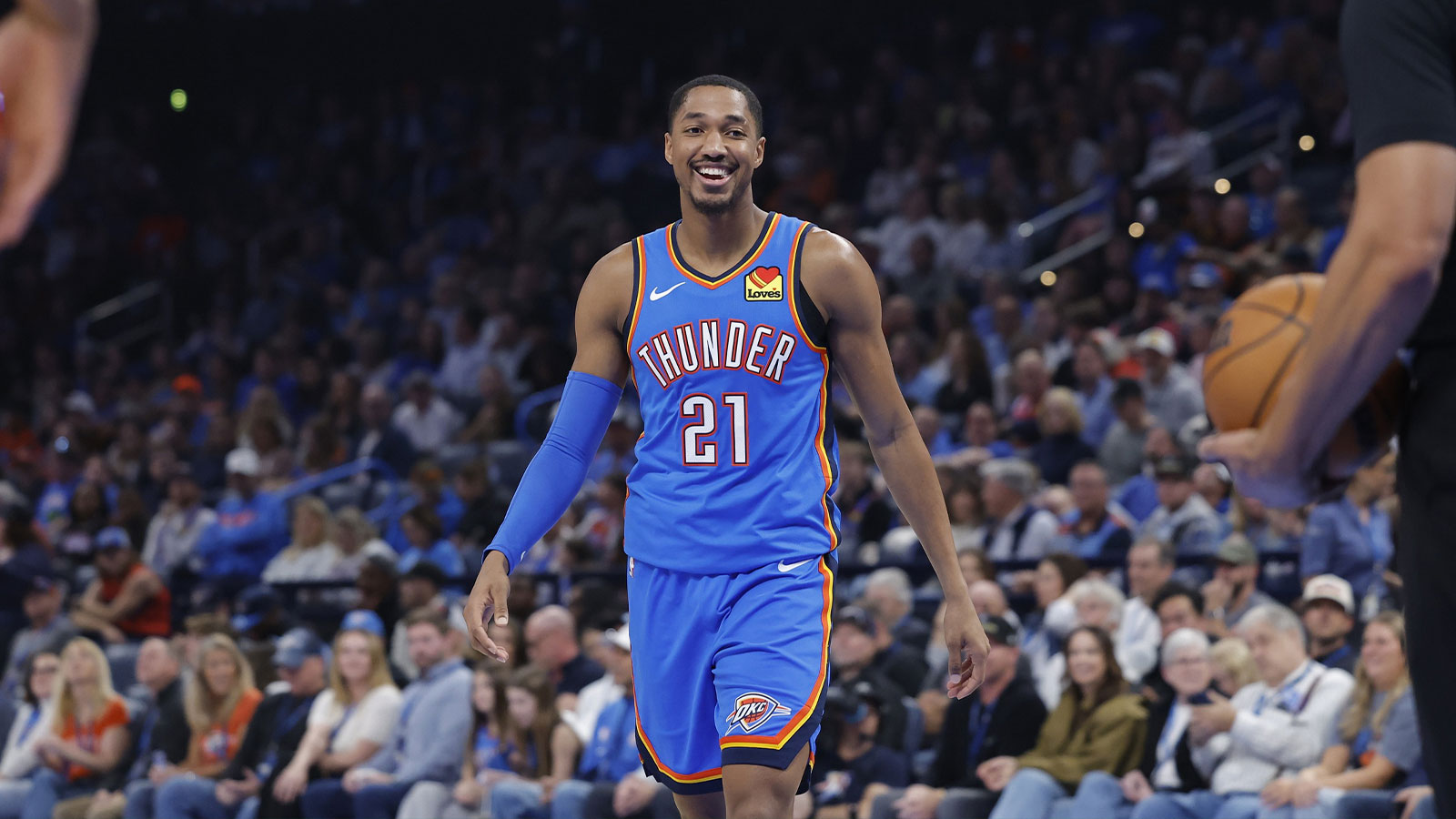 Thunder guard Aaron Wiggins (21) during New Orleans Pelicans free-throws during the second quarter at Paycom Center