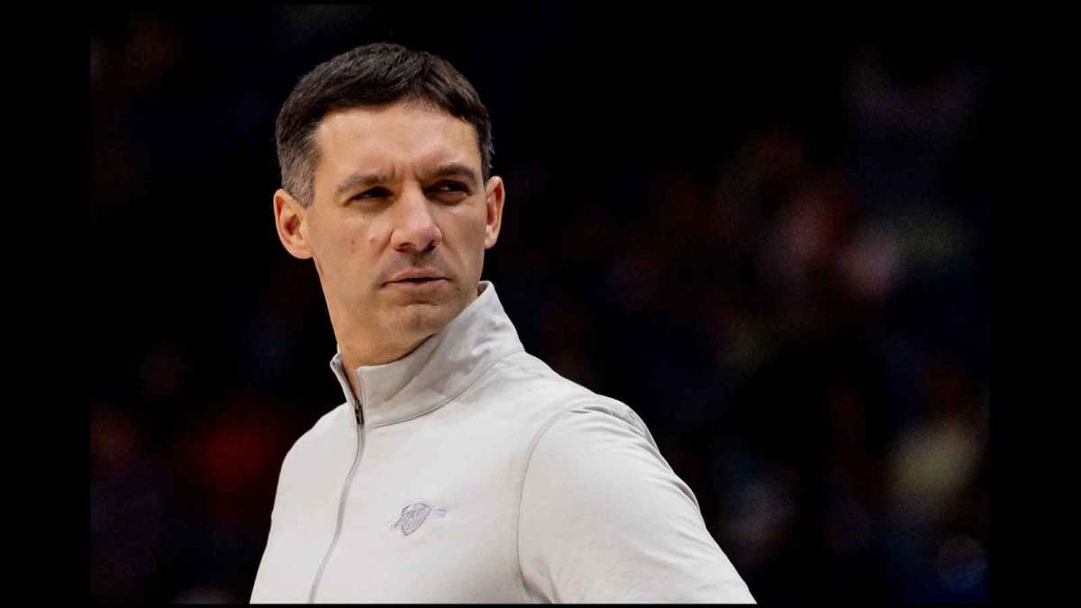 Thunder Head Coach Mark Daigneault looks on against the New Orleans Pelicans during the first half at Smoothie King Center