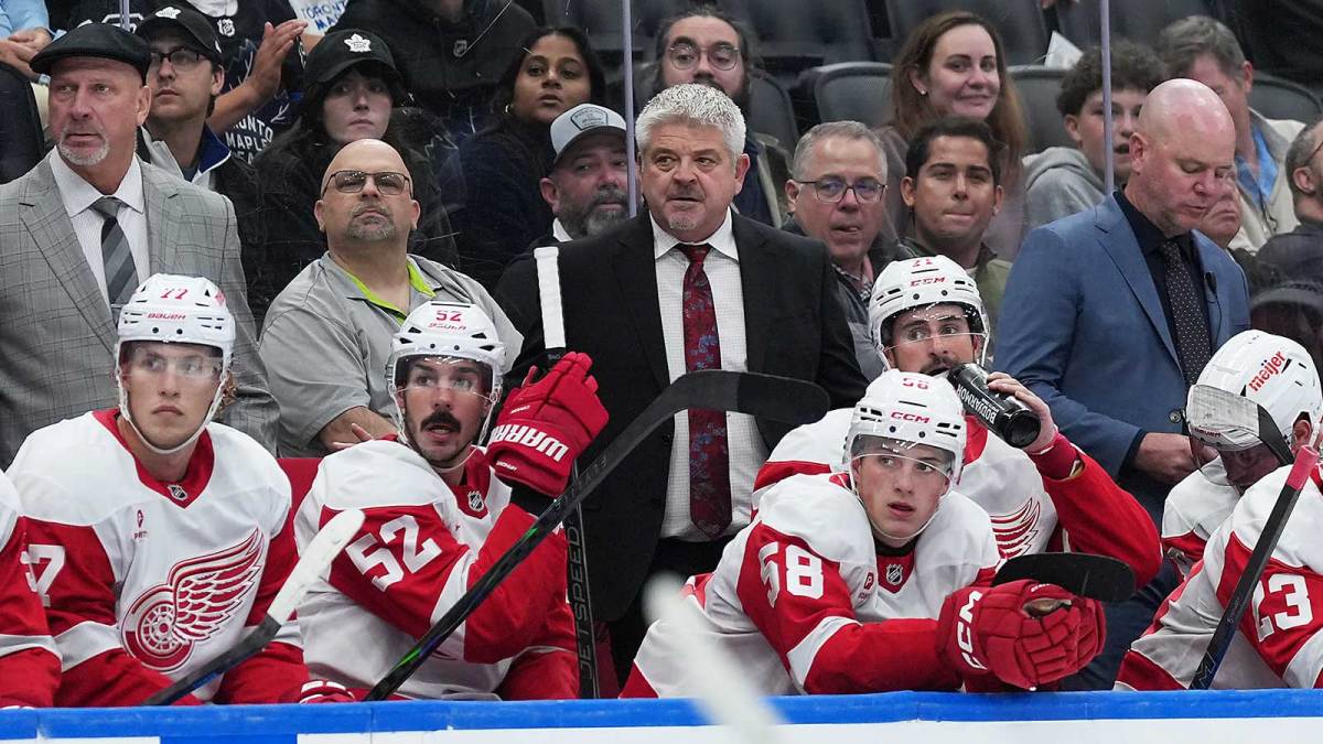 Detroit Red Wings head coach Todd McLellan watches the play against the Toronto Maple Leafs during the third period at Scotiabank Arena.