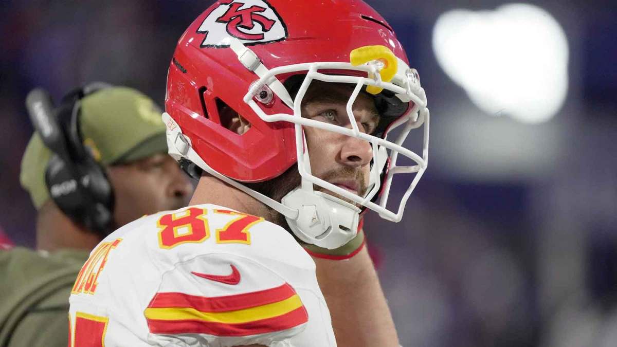 Travis Kelce Kansas City Chiefs