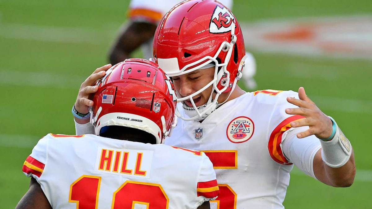 Former Kansas City Chiefs teammates Tyreek Hill and Patrick Mahomes.
