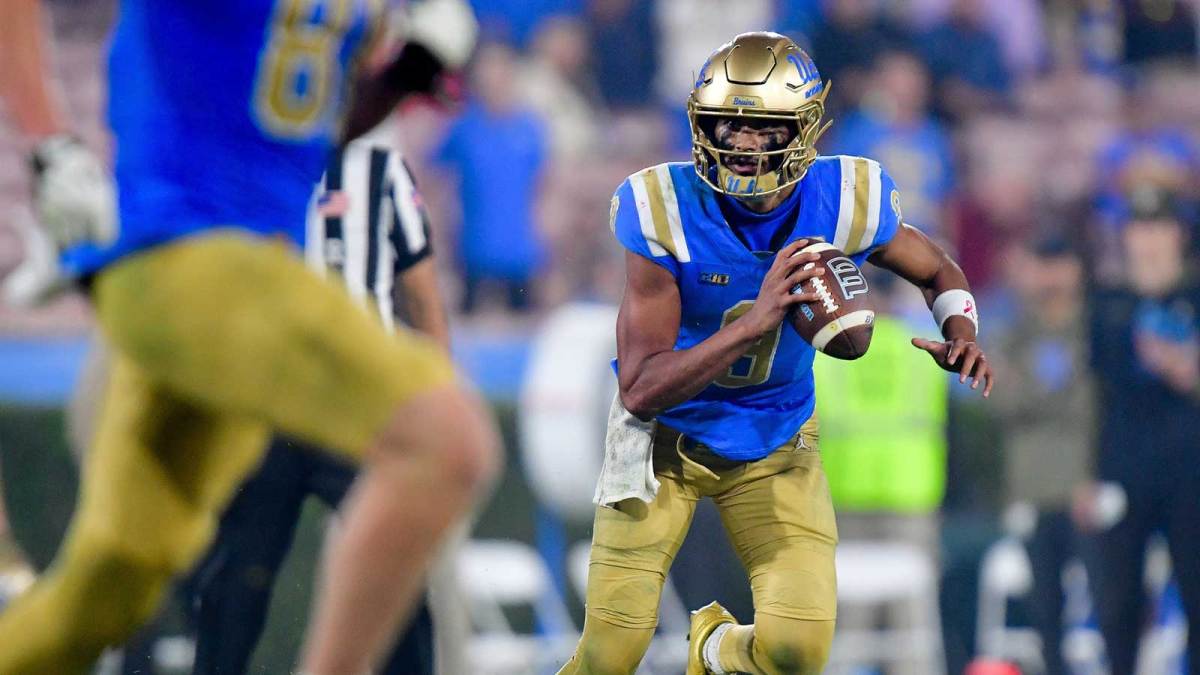 ; UCLA Bruins quarterback Nico Iamaleava (9) runs the ball against the Nebraska Cornhuskers during the second half at the Rose Bowl.