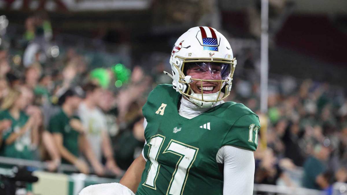 South Florida Bulls quarterback Byrum Brown (17) celebrates after they scored a touchdown against the UTSA Roadrunners during the second quarter at Raymond James Stadium.