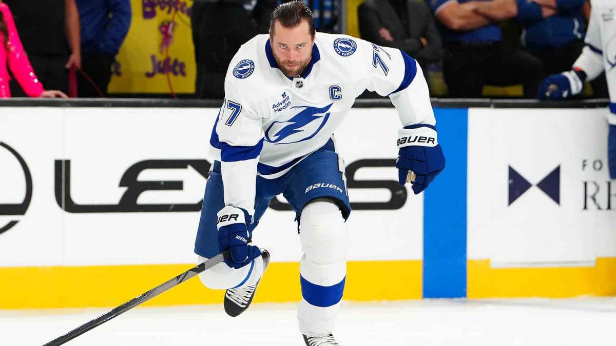 Tampa Bay Lightning defenseman Victor Hedman (77) warms up before a game against the Vegas Golden Knighs at T-Mobile Arena.