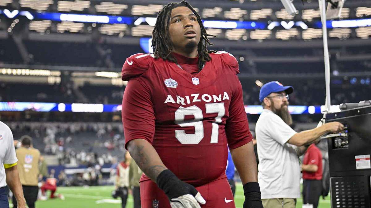 Arizona Cardinals defensive tackle Walter Nolen III (97) walks off the field after the game between the Dallas Cowboys and the Arizona Cardinals at AT&T Stadium.