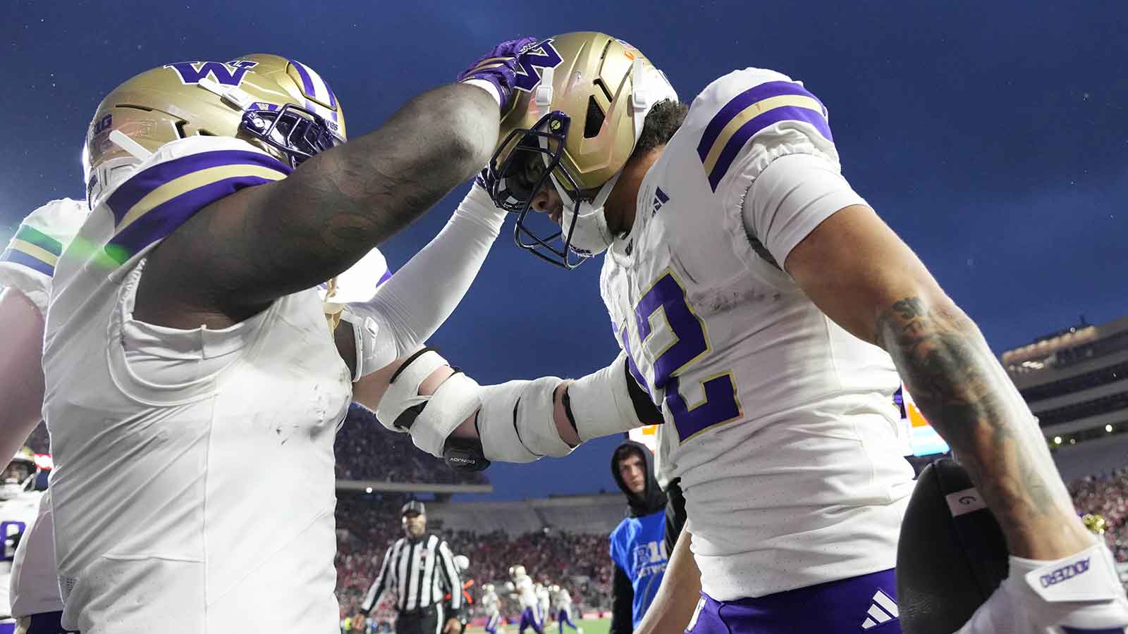 Washington football gets flurry of injury updates ahead of clash with Oregon