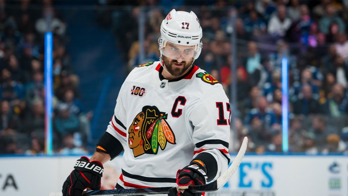 Chicago Blackhawks forward Nick Foligno (17) during a stop in play against the Vancouver Canucks in the second period at Rogers Arena.