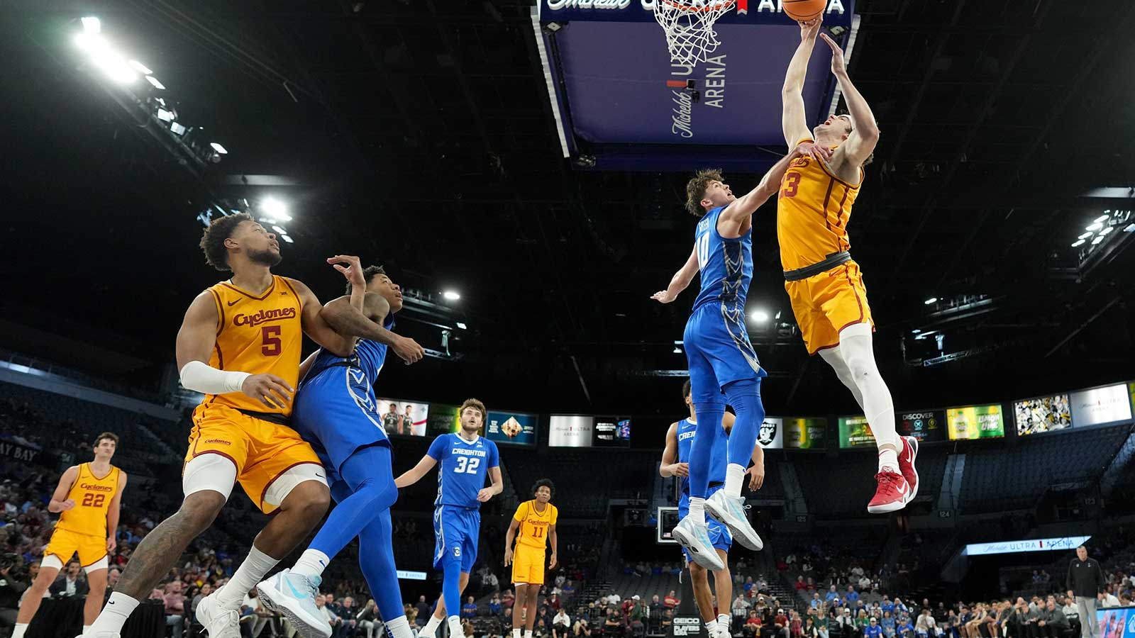 Why Iowa State Cyclones dribbled clock out vs. Creighton despite point differential implications