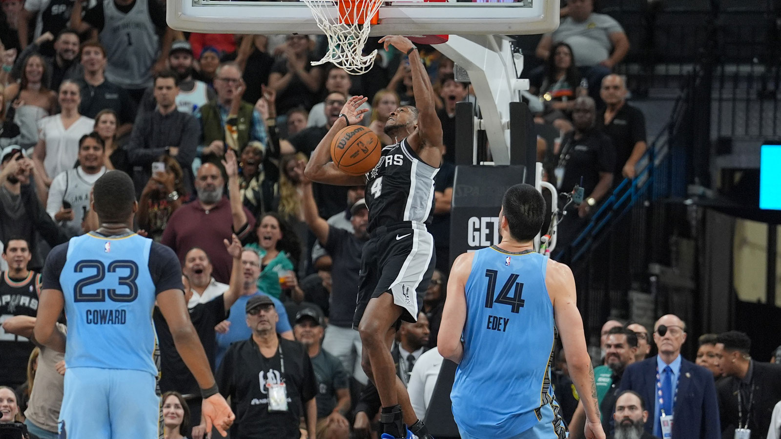 Why De’Aaron Fox believes these Spurs can be ‘special’ despite injuries