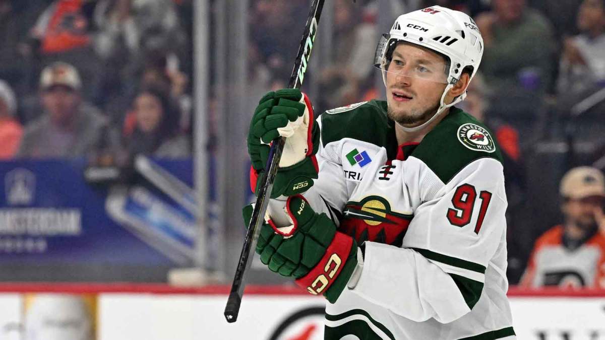 Minnesota Wild right wing Vladimir Tarasenko (91) skates back to the bench after scoring a goal against the Philadelphia Flyers during the second period at Wells Fargo Center.
