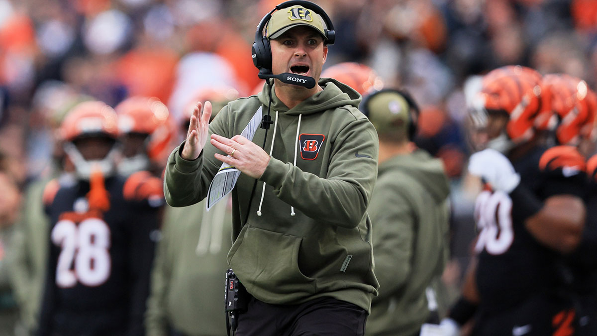Cincinnati Bengals head coach Zac Taylor calls for a timeout against the Chicago Bears during the second quarter at Paycor Stadium.