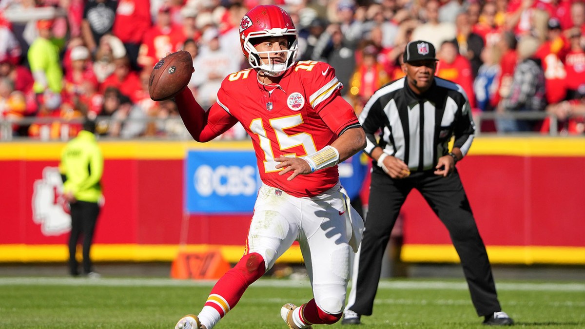 Kansas City Chiefs quarterback Patrick Mahomes (15) looks to pass against the Indianapolis Colts in the second quarter at GEHA Field at Arrowhead Stadium.