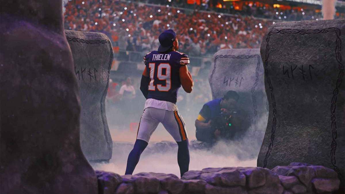 Minnesota Vikings wide receiver Adam Thielen (19) enters the field before the game against the Atlanta Falcons at U.S. Bank Stadium.