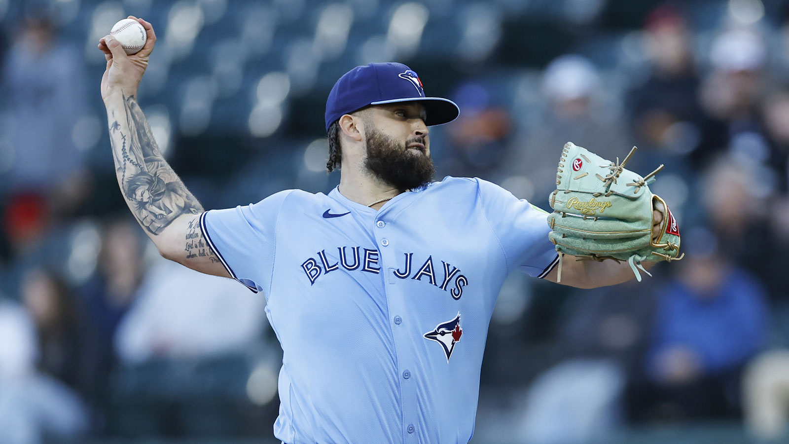 Angels agree to $1.95 million contract with ex-Blue Jays star Alek Manoah