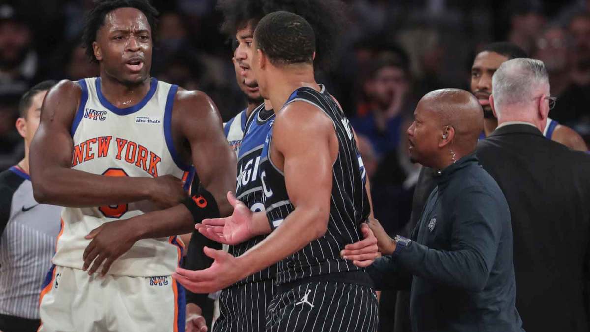 New York Knicks forward Og Anunoby (8) argues with Orlando Magic guard Desmond Bane (3) in the fourth quarter at Madison Square Garden.