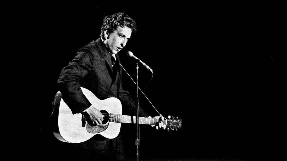 Bob Dylan performing in 1969.