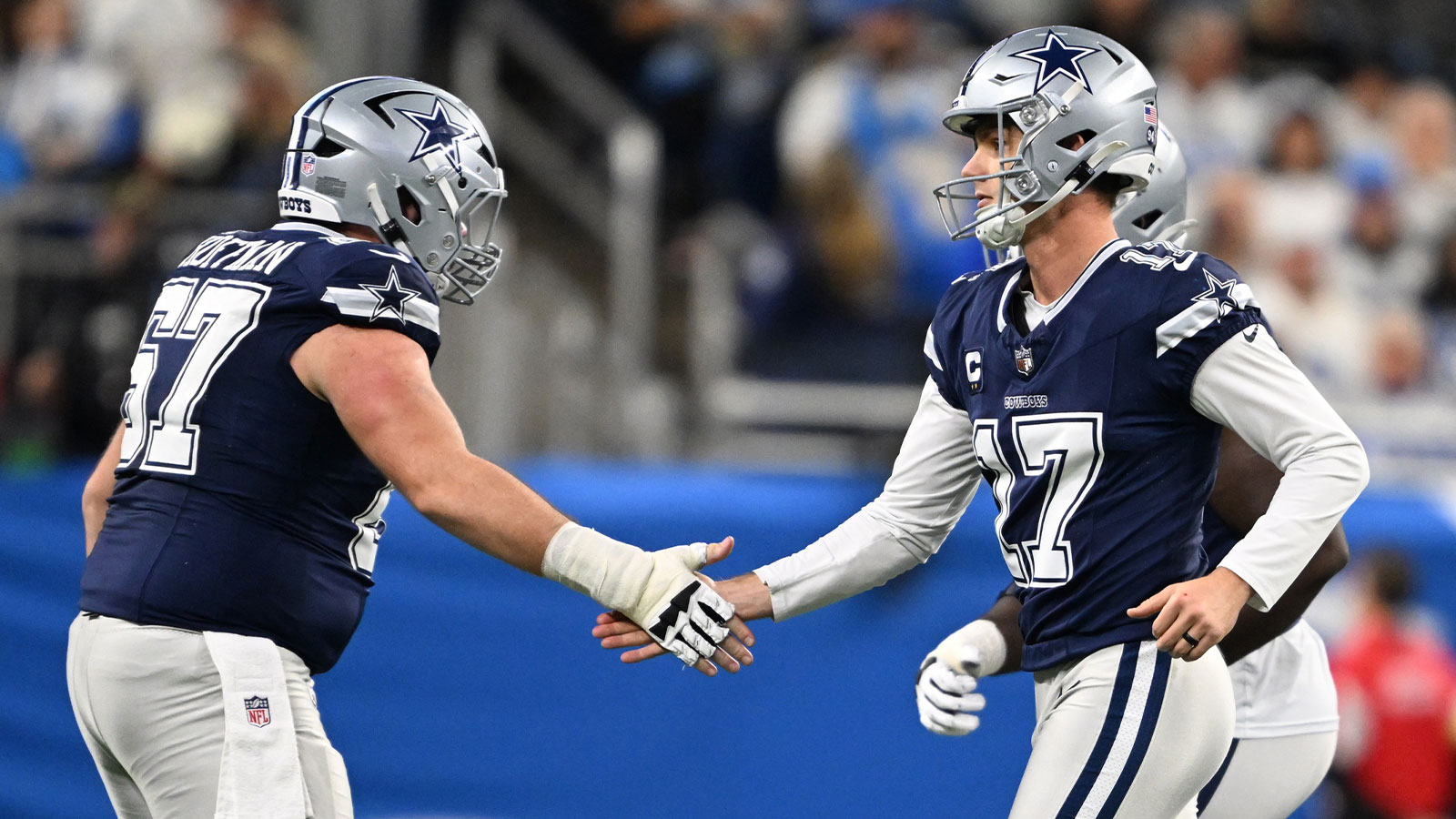 Cowboys’ Brandon Aubrey stuns Vikings with fake field goal run