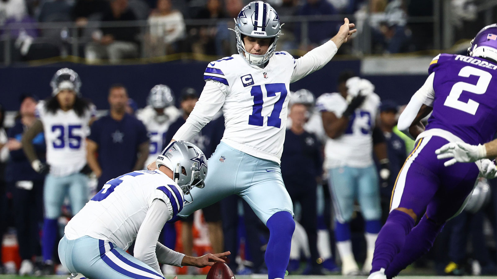 Dallas Cowboys place kicker Brandon Aubrey (17) kicks a field goal during the first half against the Minnesota Vikings at AT&T Stadium.