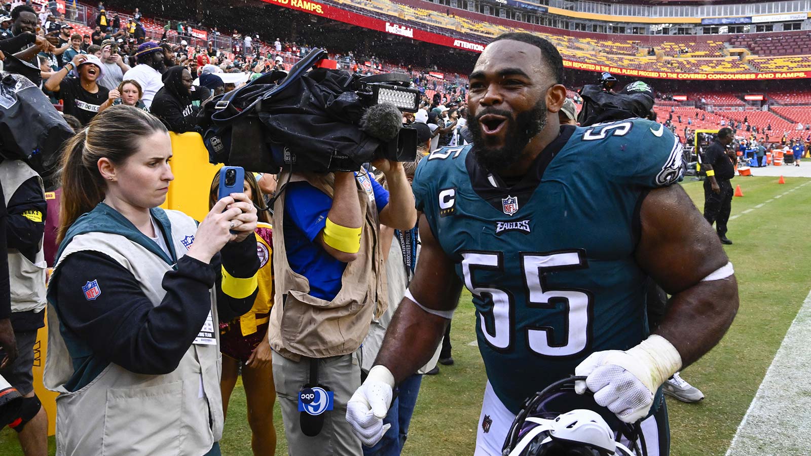 Eagles’ Brandon Graham keeps hot streak going with 3rd sack in 2 games