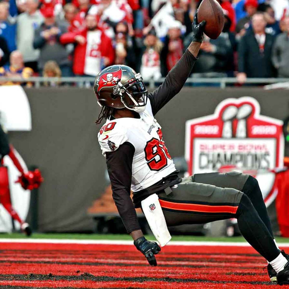 Buccaneers news: Tampa Bay reuniting with Jason Pierre-Paul amid recent skid