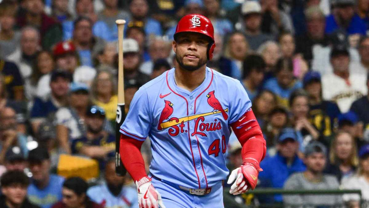 Red Sox land Willson Contreras from the Cardinals in a major trade, dealing Hunter Dobbins as MLB Free Agency momentum builds in Boston.