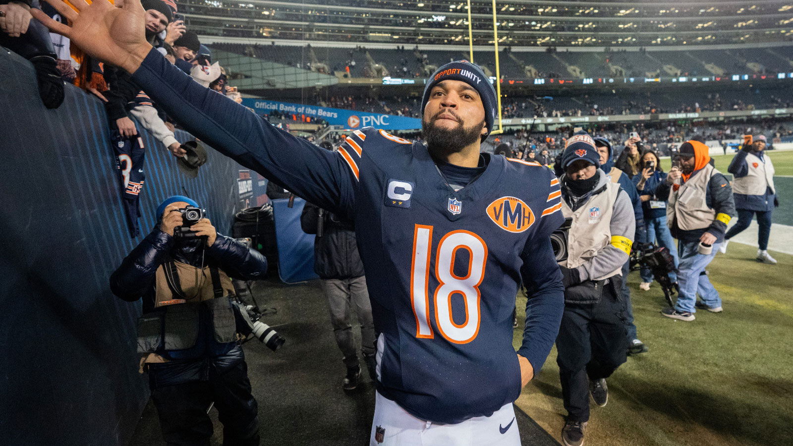 Bears’ Caleb Williams ties Peyton Manning in NFL history with miracle comeback vs. Packers