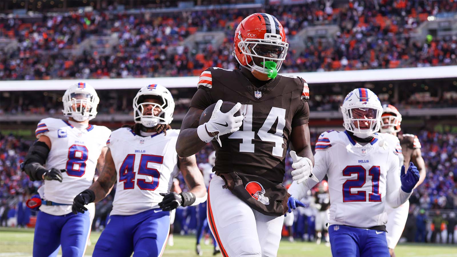 Browns TE Harold Fannin Jr. added to injury report after hurting groin at practice