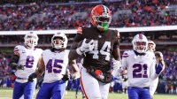 Cleveland Browns tight end Harold Fannin Jr. (44) scores a touchdown against the Buffalo Bills during the first half at Huntington Bank Field.