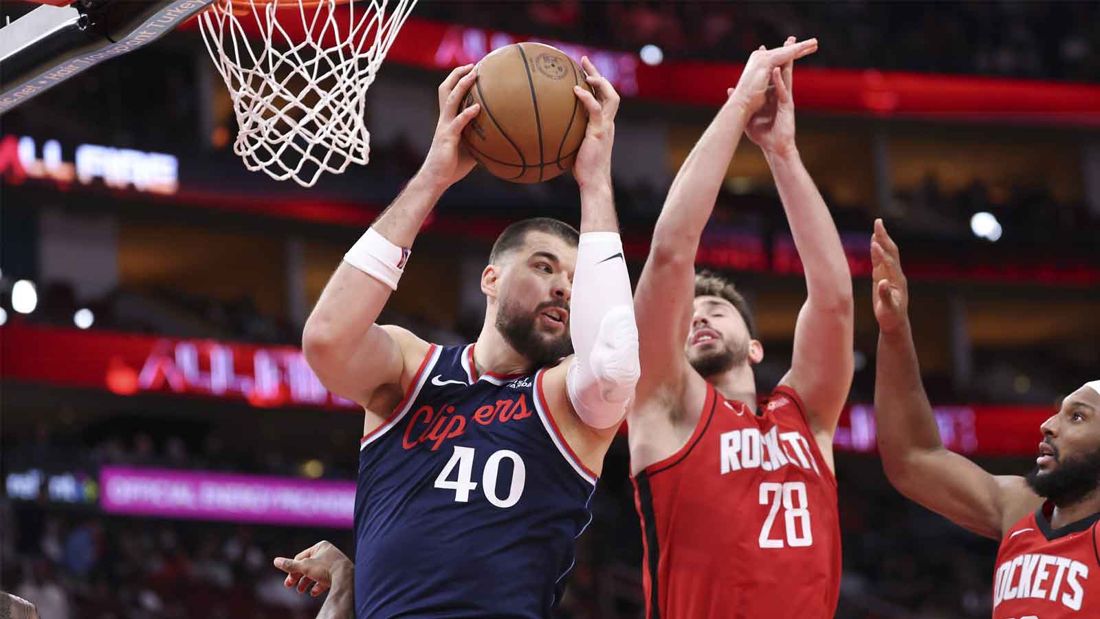 Clippers’ Ivica Zubac to miss at least 3 weeks with ankle injury