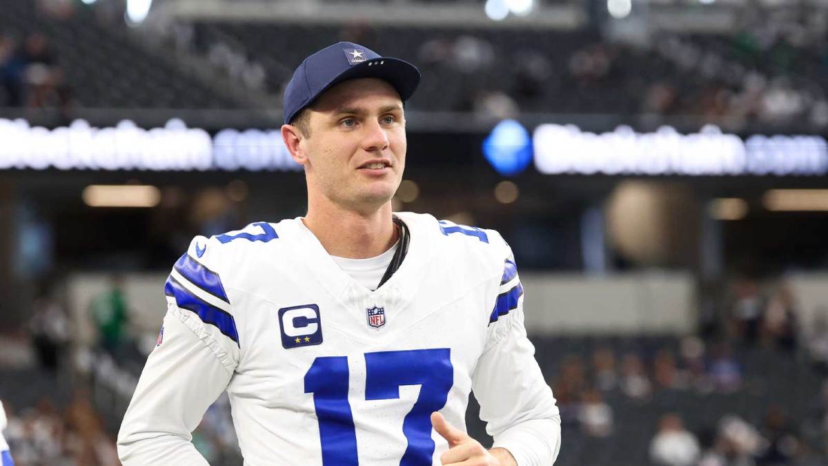 Dallas Cowboys kicker Brandon Aubrey (17) looks on during warm ups before the game against the Philadelphia Eagles at AT&T Stadium.