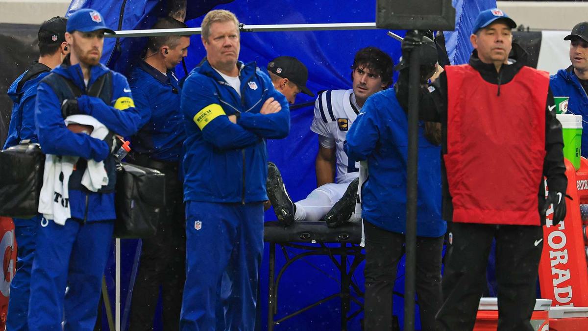 Indianapolis Colts quarterback Daniel Jones (17) has an injury tent put up over him after an apparent injury during the first quarter of an NFL football game at EverBank Stadium, Sunday, Dec. 7, 2025, in Jacksonville, Fla