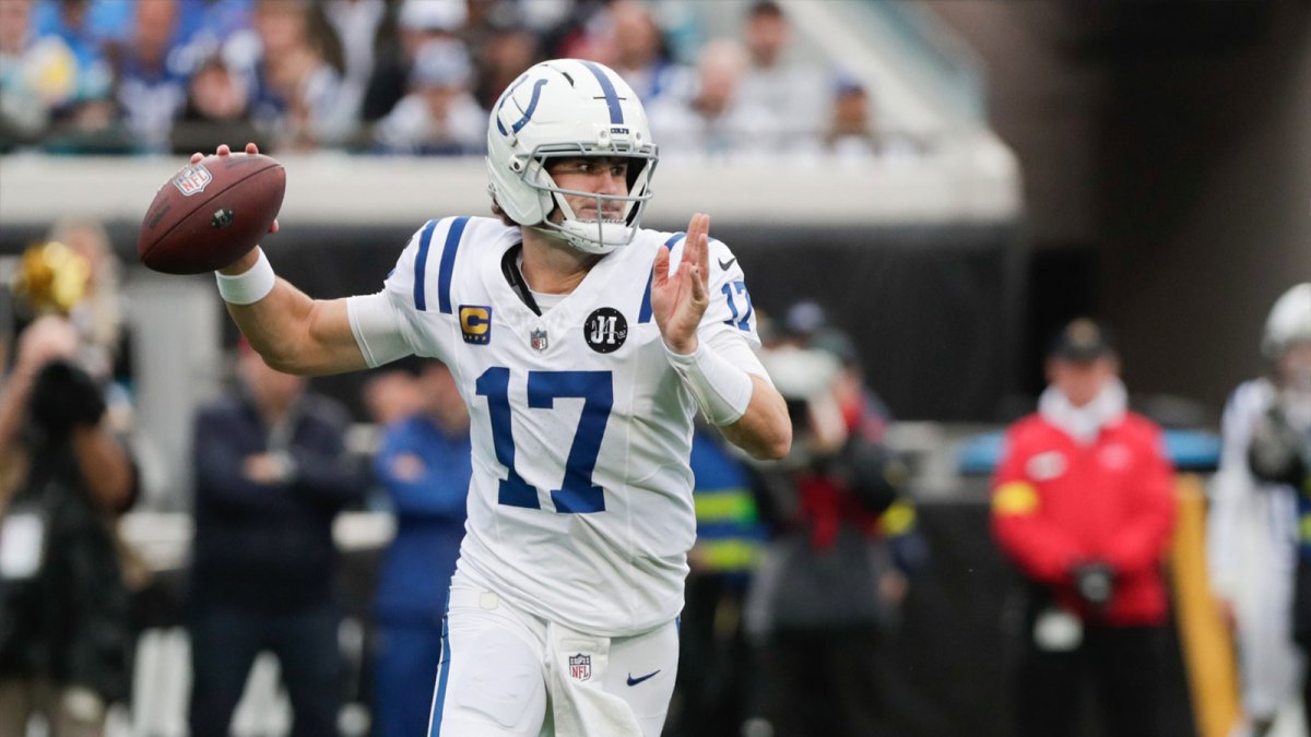 Indianapolis Colts quarterback Daniel Jones (17) looks to throw downfield against the Jacksonville Jaguars during the first half at EverBank Stadium.