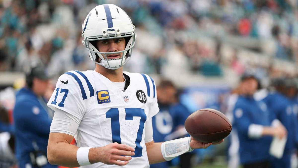 Indianapolis Colts quarterback Daniel Jones (17) stands on the field prior to a game against the Jacksonville Jaguars at EverBank Stadium.