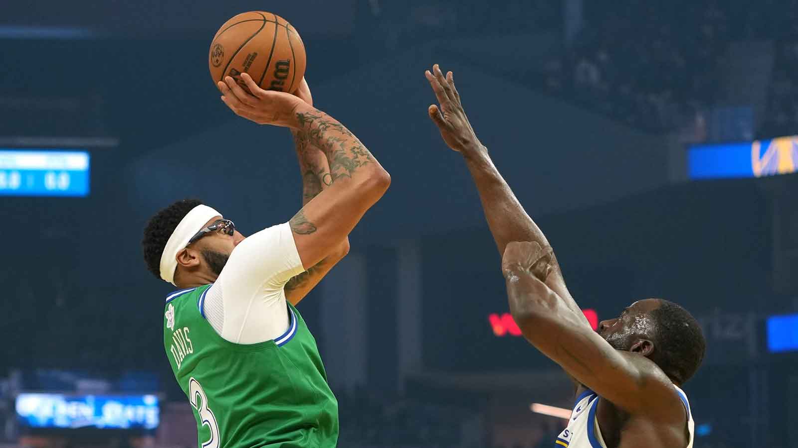 NBA rumors: Anthony Davis-to-Warriors trade buzz gets cold water dumped all over it