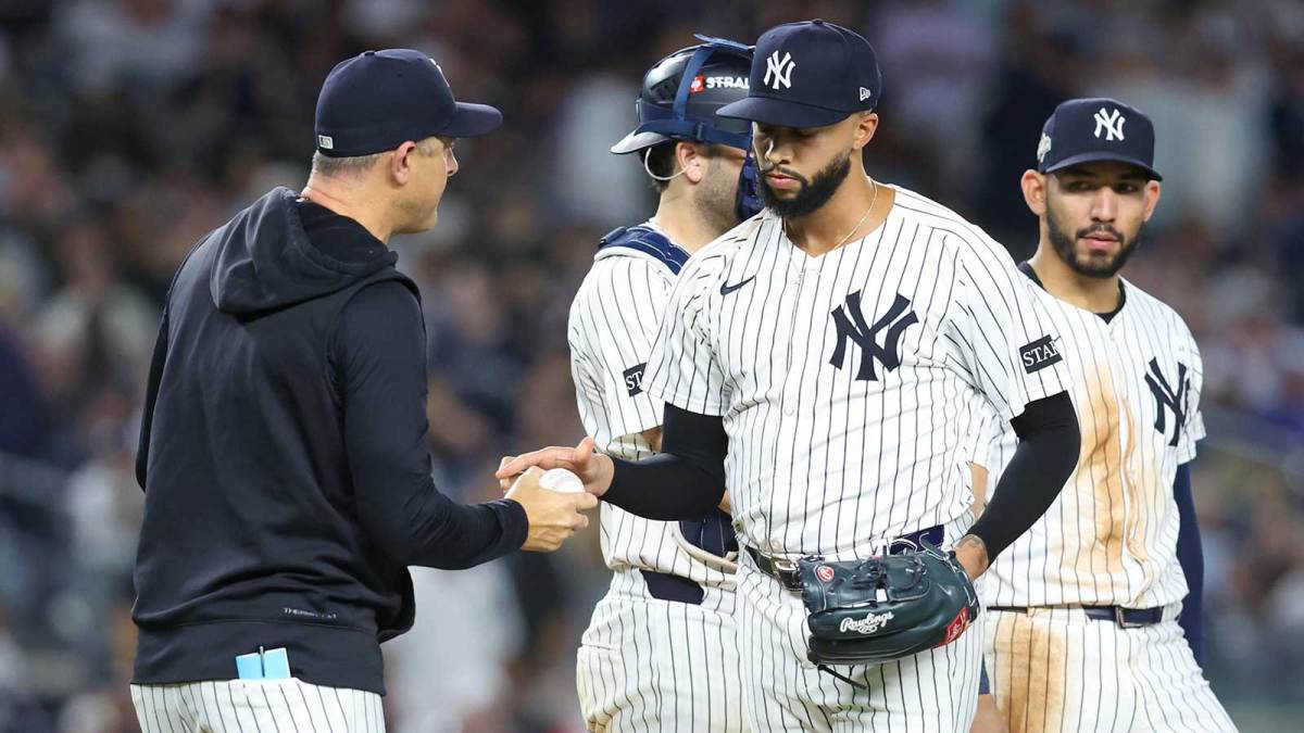 New York Yankees relief pitcher Devin Williams (38) is relieved of his pitching duties in the eighth inning against the Toronto Blue Jays the during game three of the ALDS round for the 2025 MLB playoffs at Yankee Stadium.