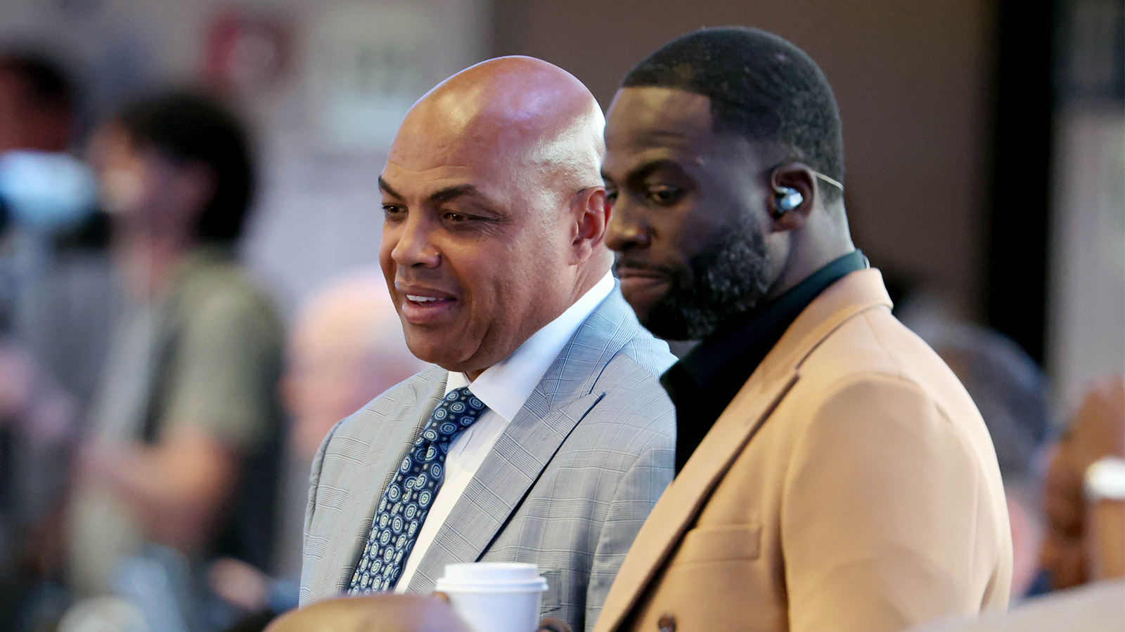Charles Barkley takes playoff jab at Draymond Green, Warriors