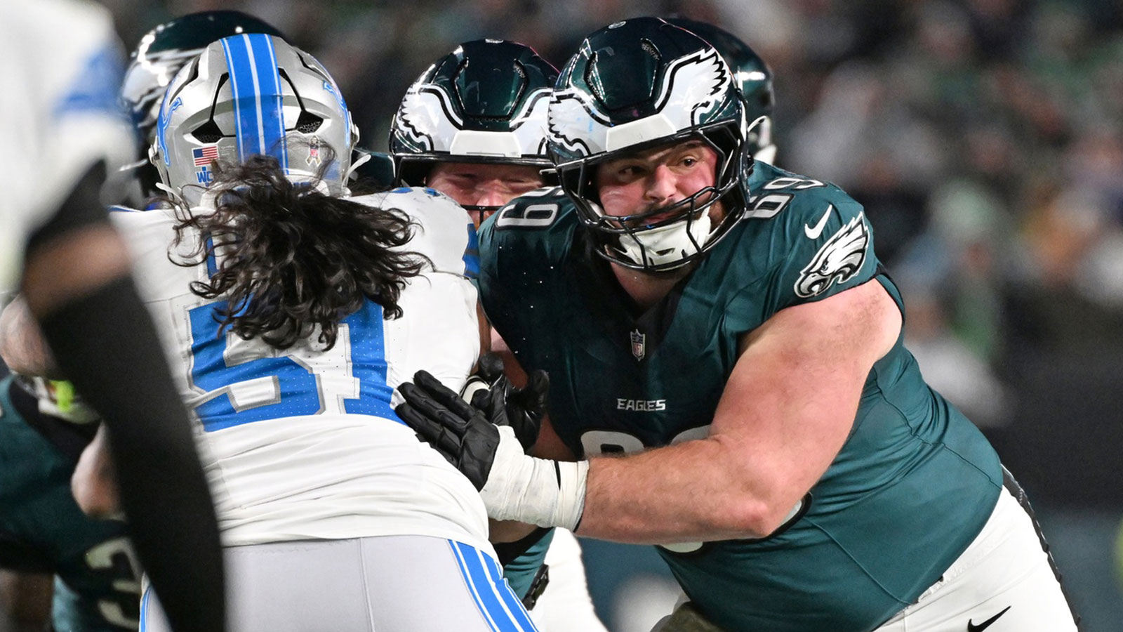 Eagles’ Landon Dickerson suffers injury scare during MNF with calf injury