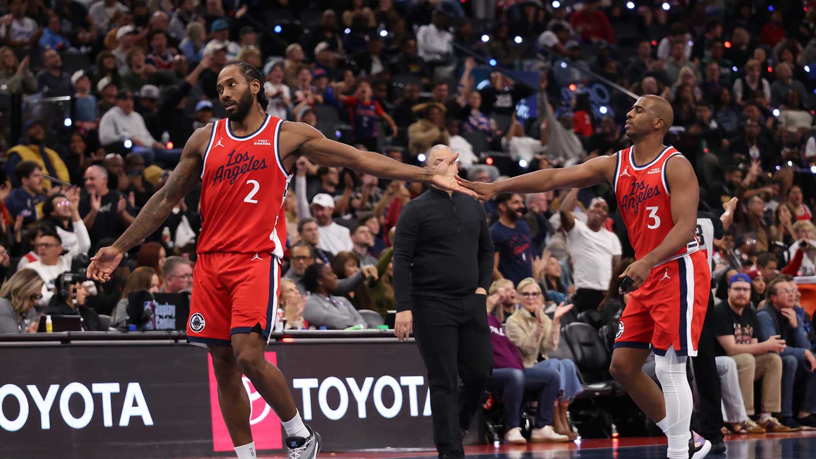 How Chris Paul ‘leeway’ post foreshadowed Clippers falling out