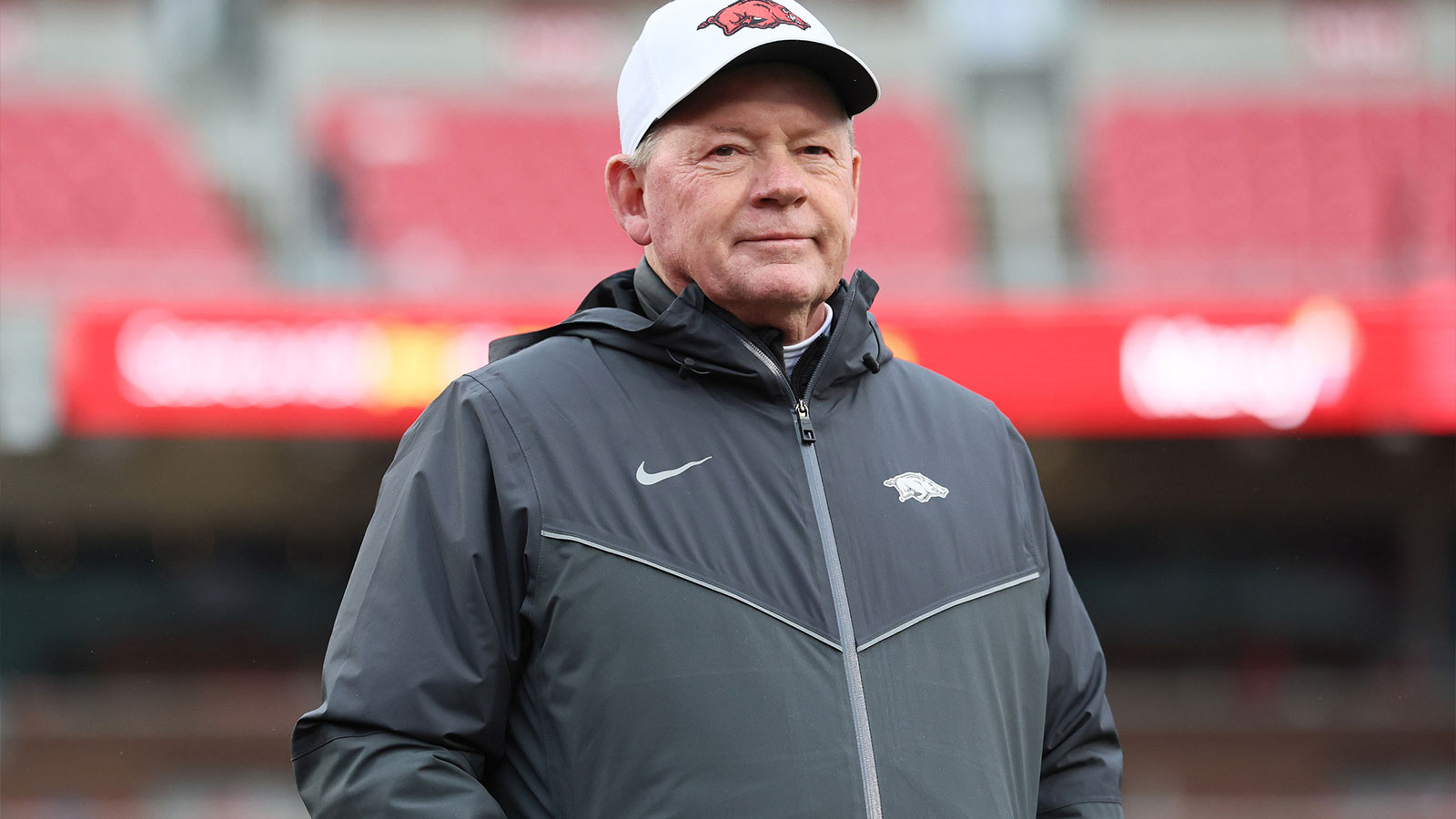 Bill Belichick hiring Bobby Petrino to be North Carolina OC