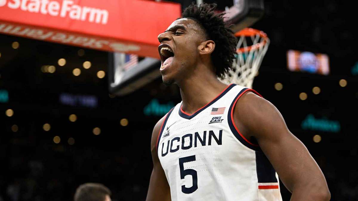 UConn Huskies get massive update for Florida clash