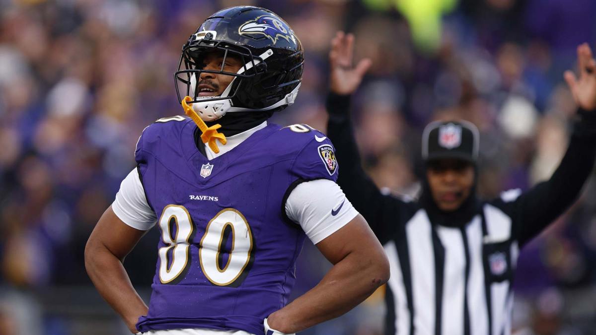 Baltimore Ravens tight end Isaiah Likely (80) reacts after scoring a touchdown against the Pittsburgh Steelers during the second half at M&T Bank Stadium.