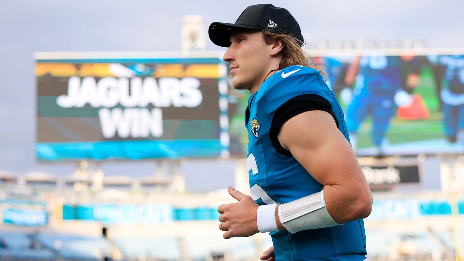 Jaguars’ Trevor Lawrence reassures injury scare is nothing major after Jets game