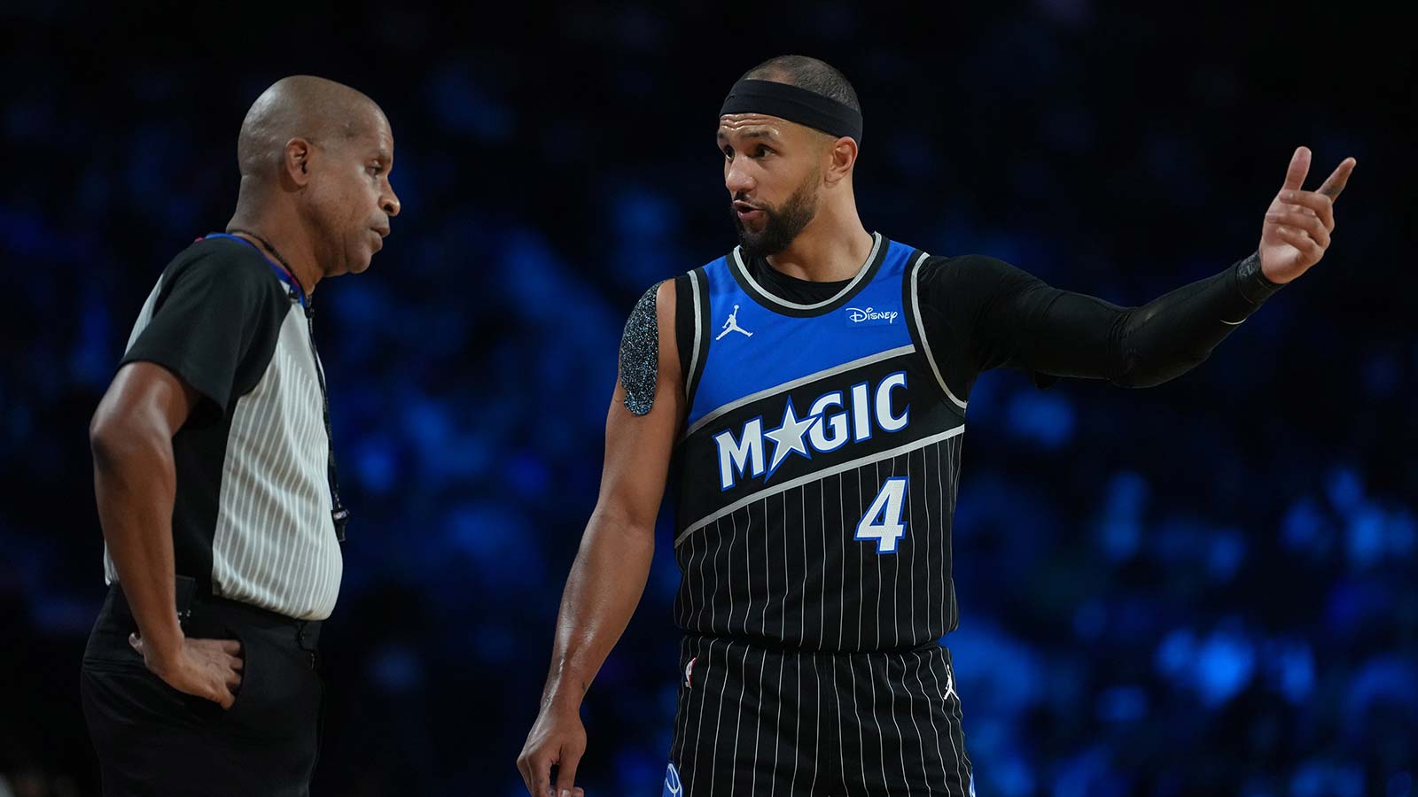 Magic’s Jalen Suggs exits NBA Cup Semifinals with hip injury