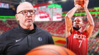 Mavericks Jason Kidd on left, Rockets Kevin Durant shooting a basketball on right.