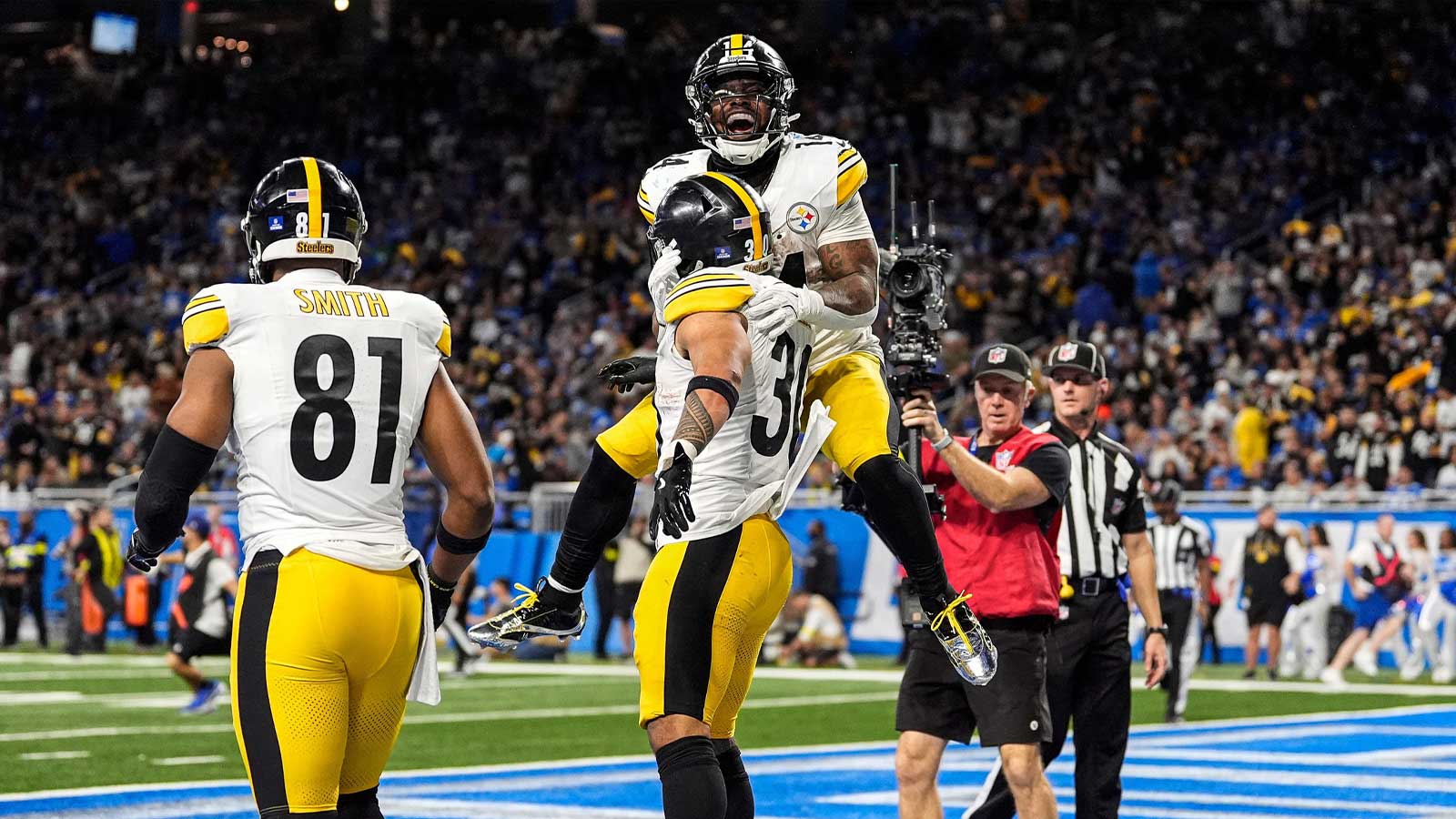 Steelers duo Jaylen Warren, Kenneth Gainwell achieve feat not seen in franchise in 31 years